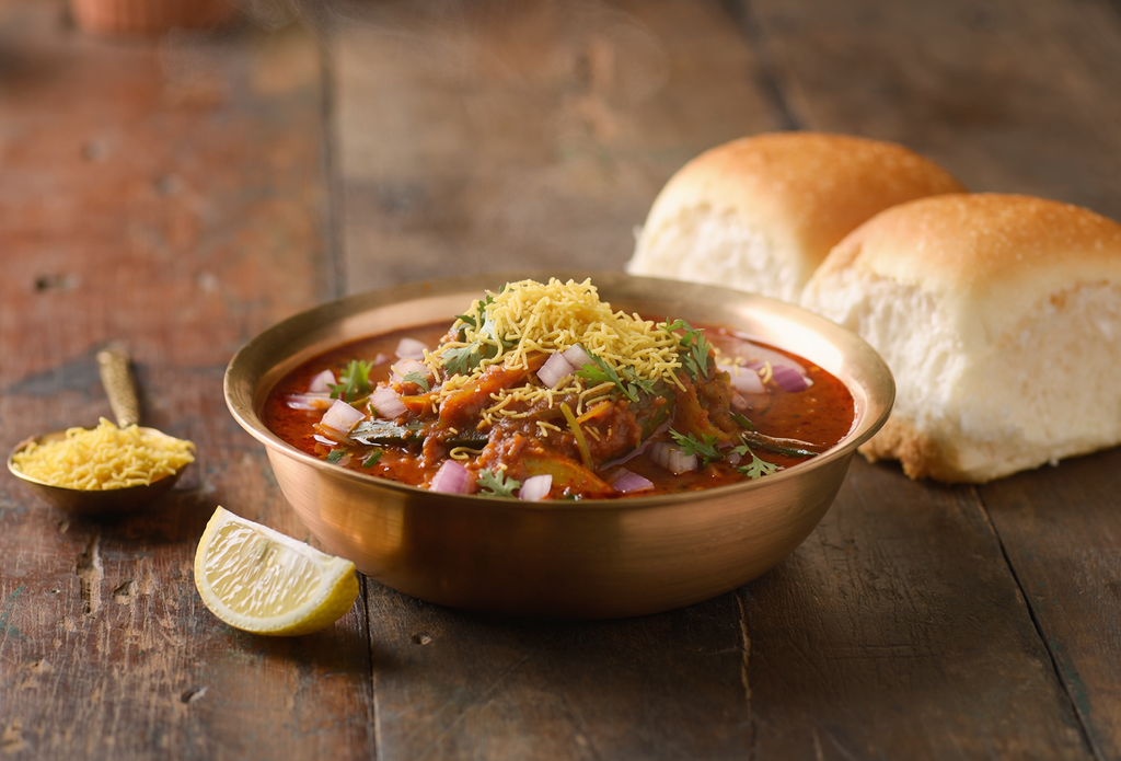 Kolhapuri Kanda Lasun Masala